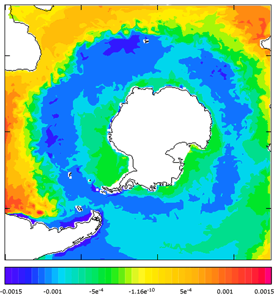 FOAM salinity at 5 m for 01 July 2004