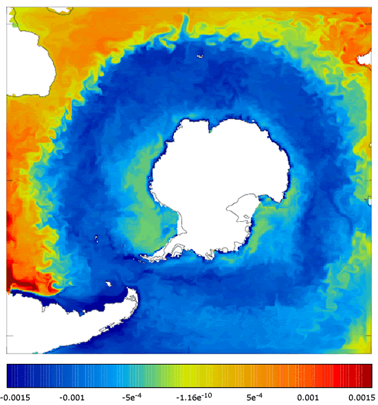 FOAM salinity at 5 m for 01 August 2005